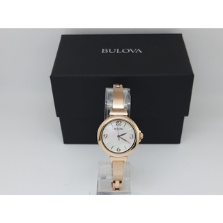 นาฬิกา BULOVA WOMENS 97L137 QUARTZ MOP. พร้อมกล่อง (สภาพใหม่)