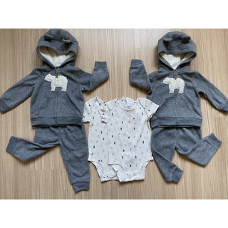 ชุดกันหนาวเด็ก Carters แท้ 100 % พร้อม Romper Size 12 m มือสองสภาพดี