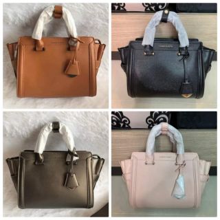 กระเป๋า Charles&amp;Keith 850 บาท ส่งฟรี!!!