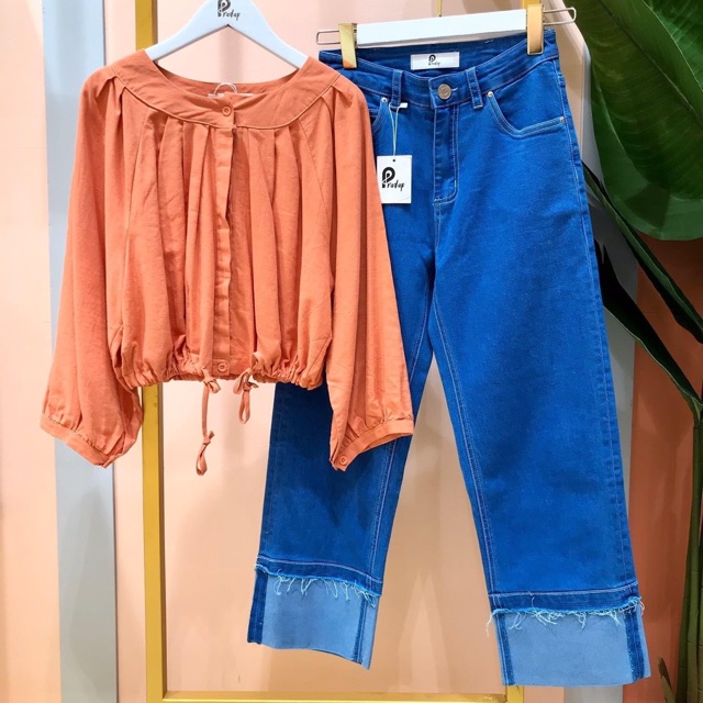 กางเกงยีนส์ผ้ายืด กระบอกกลาง Pradap ประดับ