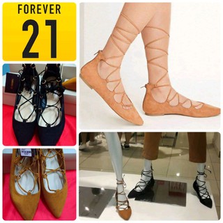 ร้องเท้าสายไขว้ แบรนด์ Forever21 (แท้จากช็อบ ล้านเปร์เซนต์) ป้ายครบ