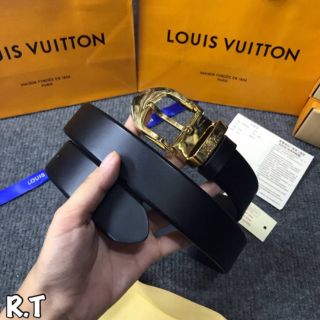 เข็มขัดแบรนด์  Louis Vuitton