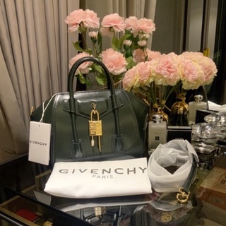 Givenchy Mini Antigona Lock bag in box leather