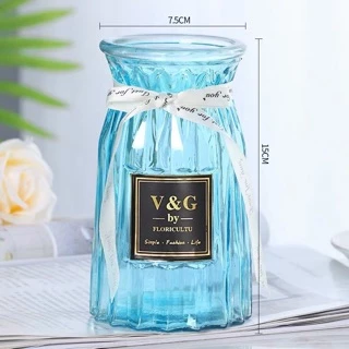 [Becky home shop] แจกันแก้ว แจกันประดับห้องสุดสร้างสรรค์ แจกันทรงยุโรป แจกันตกแต่งห้องนั้งเล่น แจกันเหลี่ยมเพรช