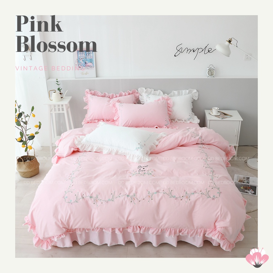 ชุดเครื่องนอน PFL-106 สีพิงค์บลอสซั่ม ผ้าปูที่นอนมีชายกระโปรง 3.5 ,5 ,6 ฟุต แถมไส้นวมหนา ผ้าคอตตอน10