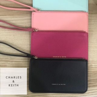 ล็อตสุดท้าย!!charles &amp; keith   แท้💯% งานOut let มีสายป้ายห้อย พร้อม