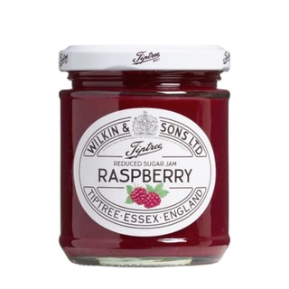 ทิปทรี แยม ราสเบอร์รี่ สูตรลดน้ำตาล 200 กรัม - Tiptree Raspberry Reduced Sugar Fruit Spread Jam 200g