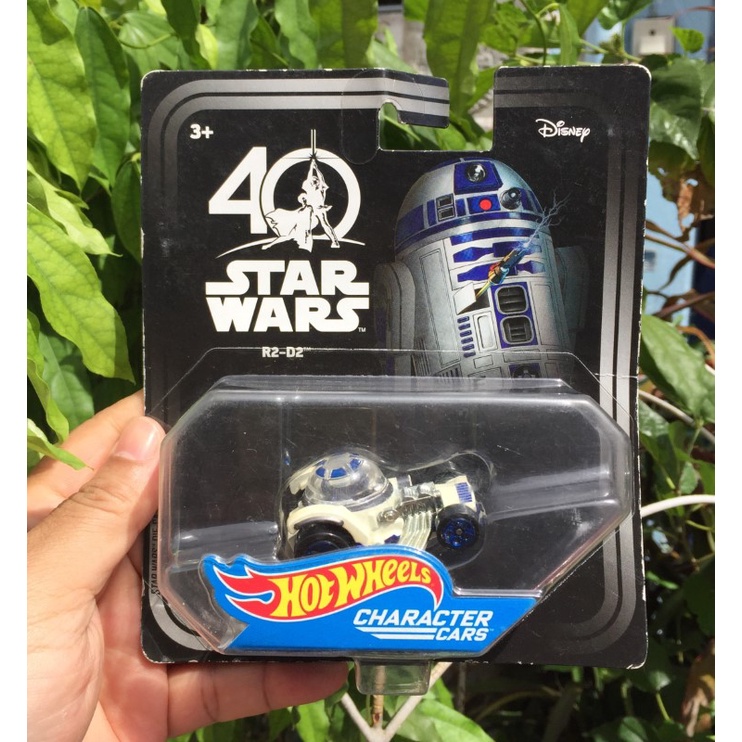 R2-D2 รถของเล่นเก่า หายาก Hot Wheels Disney Star Wars 40th Anniversary R2-D2 Character Cars