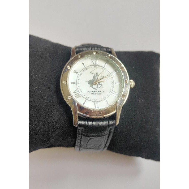 นาฬิกาแบรนด์เนมBEVERLY HILLS POLO CLUBหน้าปัดสีขาว สายหนังสีดำของแท้มือสองสภาพสวย