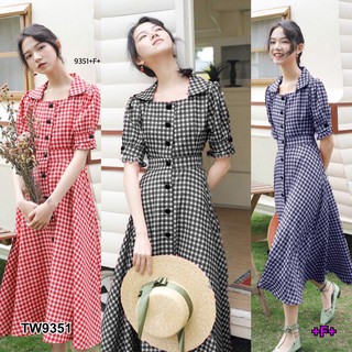 TwinsShopVip💗พร้อมส่ง TW9351 แม็กซี่เดรสลายสก็อตติดกระดุมหน้า Plaid striped maxi dress with button frontPlaid