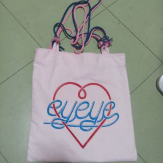 ส่งฟรี !! กระเป๋าสะพายแฟชั่นสุดเก๋