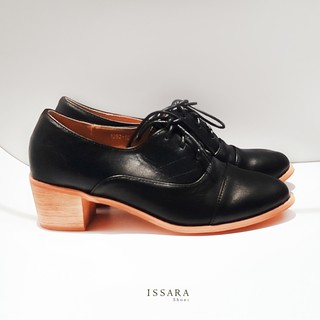 รองเท้าแฟชั่นผู้หญิง Issara Shoes สไตล์ Vintage ส้นสูง หนังเรียบ ผูกโบว์  สีดำ