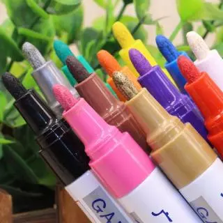 ปากกามาร์กเกอร์กันน้ํา 12 สีสําหรับรถยนต์