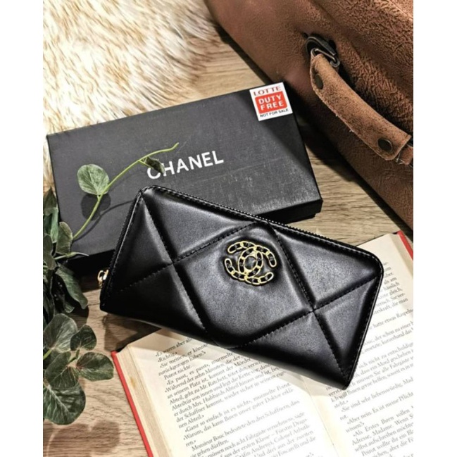 Long Wallets 1290 บาท กระเป๋าสตางค์ ใบยาว พรีเมี่ยมกิ๊ฟ แท้  Chanel สีดำ สวยหรู ผู้หญิง duty Free VIP gift Women Bags