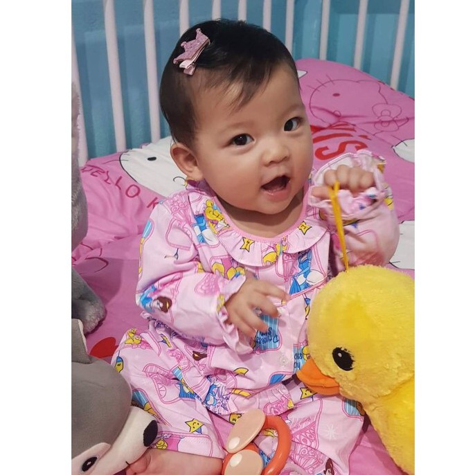 ⭐️ชุดนอนเด็กหญิงอายุ 1-2ขวบยี่ห้อTT 📌พร้อมส่ง ผ้าเนื้อดี ซักไม่เป็นขุย ไม่ยวย สินค้าลิขสิทธิ์แท้100% แบรนด์คนไทย - รูปที่ 2