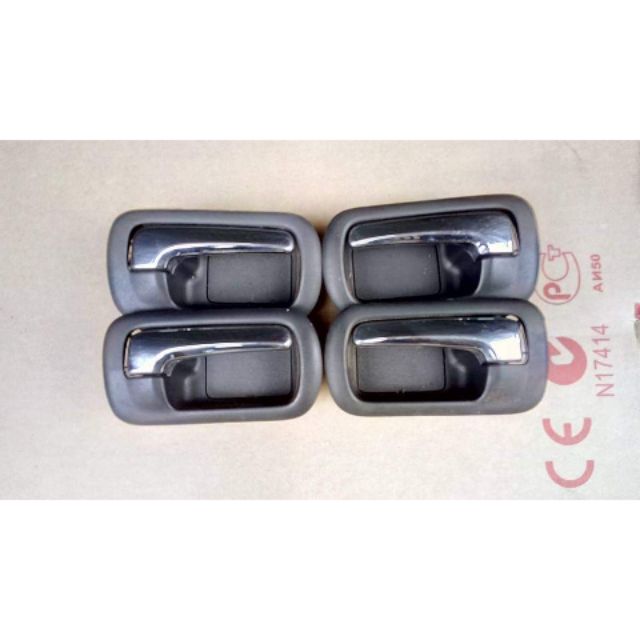 มือจับประตูด้านใน honda stream RN1 RN3 RN5 2001/2005