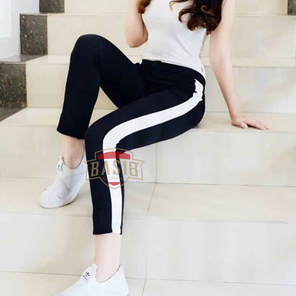 Putih เลกกิ้งแถบสีขาวสําหรับผู้หญิง Jumbo Spandek รายชื่อด้านข้าง