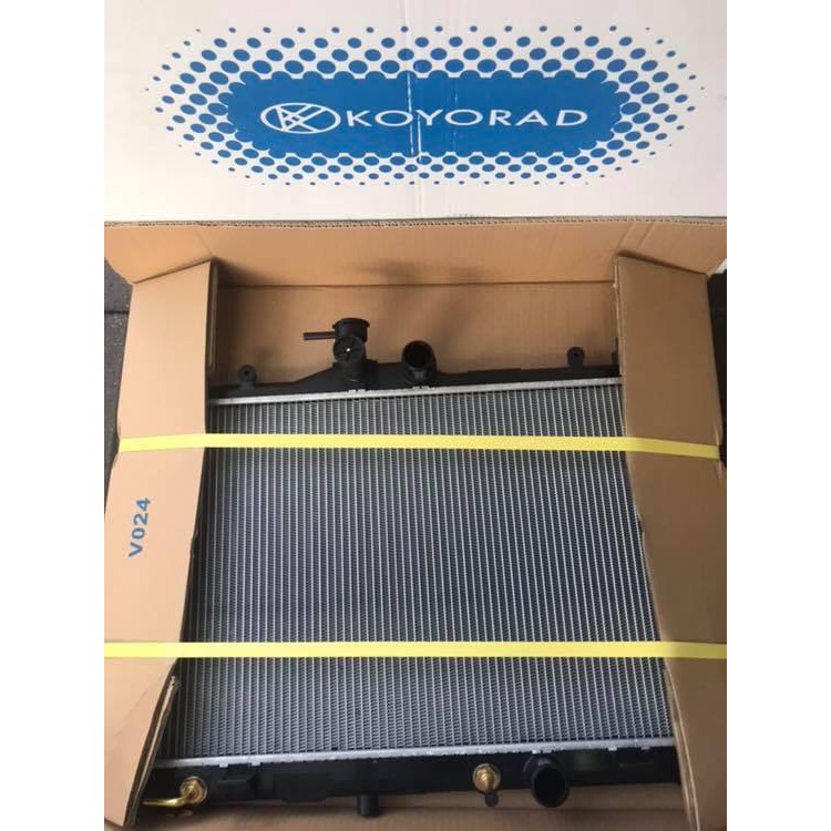 หม้อน้ำ toyota camry acv40/41 2.0,2.4 ปี 2007-2011 koyorad