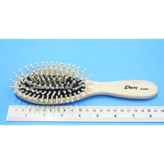 หวีไม้ HB82066 (1 แพค - 6 ชิ้น) Wooden Hairbrush HB82066 (1 pack - 6 pieces)