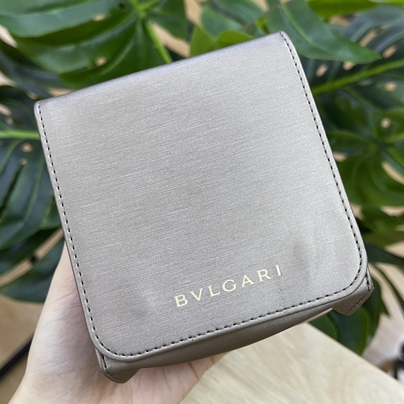 กล่อง Bvlgari ใส่นาฬิกาหรือเครื่องประดับได้เลยค่ะ