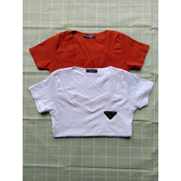 เสื้อยืดคอเหลี่ยม PRADA ถูกสุดด❗✨