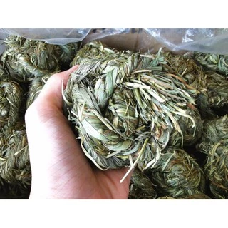บอลหญ้า 1 ลูก ทำจากหญ้า 100% ผสมสามอย่างมี ทิม บาเล่ กับหญ้าผลไม้ของเล่นสำหรับกระต่าย ชินชิล่า แกสบี้