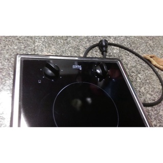 ﻿Teka hlf 30 2H w FRAME Ceramic Hob เตาไฟฟ้าแบบฝัง 2 หัวเตา

เตาเซรามิค 2 หัวเตา ขนาด 30 ซม เป็นสินค้ามือสองใช้งานมาจริง