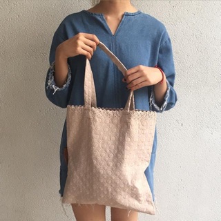 Beige tote bag