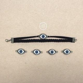 (สั่งทำ 1-2 วัน) สร้อยข้อมือตา Have my eye on you