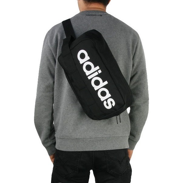 Adidas กระเป๋าสะพายข้าง Linear Core ( DT4823 )ลิขสิทธิ์แท้