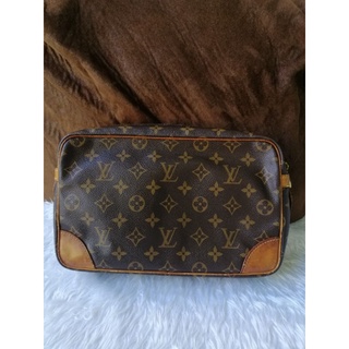 Used Louis Vuitton Clutch กระเป๋าคลัชมือสอง หลุยส์ แท้ 100%