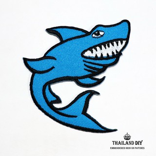 [ ตัวรีดปลาฉลาม ลาย ปลา ฉลาม สีฟ้า ] Blue Shark Patch งานปัก ลายสัก DIY ตัวรีด เสื้อ กระเป๋า กางเกง ยีนส์ อาร์ม แนว เท่ๆ