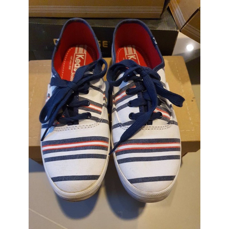 รองเท้า keds แท้ 💯% มือสอง