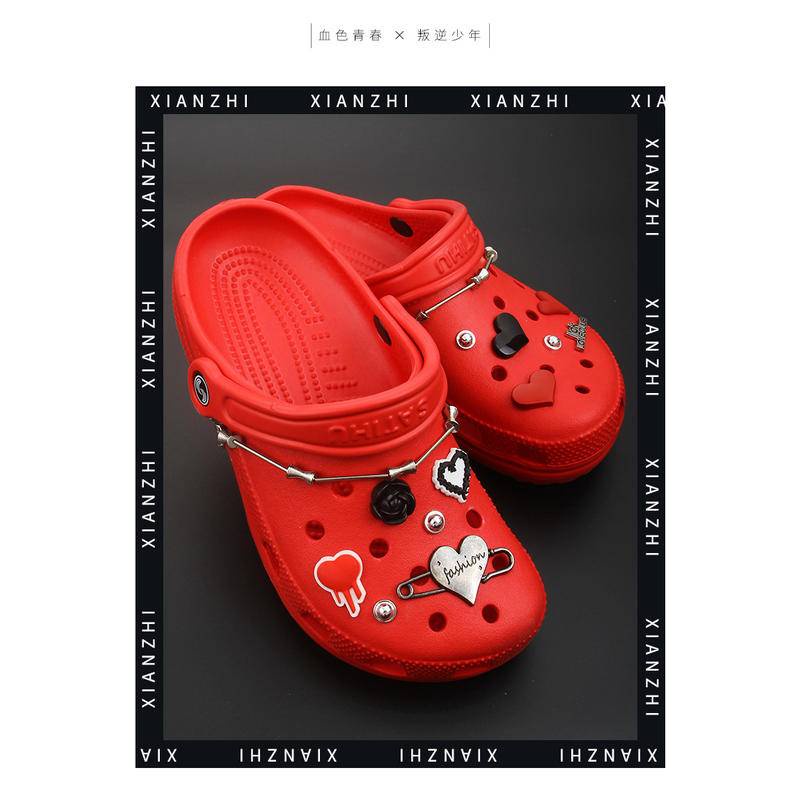 【🎈Ooyoudo】ใหม่ กําไลข้อมือ โลหะ สีดํา สีแดง DIY สําหรับตกแต่ง croc Charms Jibz【แตะผู้หญิง jibitz อุปกรณ์เสริม】