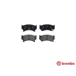 ผ้าดิสเบรคหน้า NISSAN SUNNY SENTRA B14 1995-2000 PRESEA R11 1995- WINGROAD Y10 1996- BREMBO