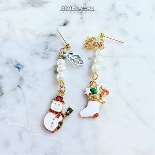 Chrismas Nickel Free Snowman Boot Earrings ต่างหู ตุ้มหู เกาหลี ถุงเท้า คริสมาส มุก น่ารัก ไม่แพ้ สำหรับ ผิวแพ้ง่าย