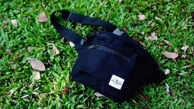 กระเป๋าคาดเอว / คาดอก IA Canvas Waist Bag