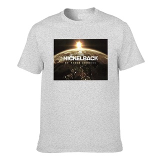 เสื้อยืดผ้าฝ้าย แขนสั้น พิมพ์ลาย Nickelback No Fixed Address สําหรับผู้ชาย