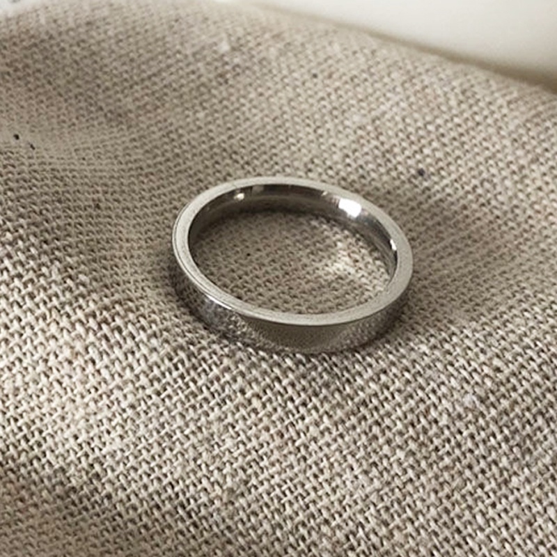 แหวนสแตนเลส ทรงกลม ขนาดเล็ก สีเงิน แบบเรียบ แวววาว สําหรับผู้ชาย และผู้หญิง