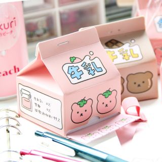 กระดาษโน้ตลายน่ารักๆ🐻1กล่อง 230 แผ่น📌 รอบนี้สีกล่องจะเข้มกว่าในรูปนะคะ