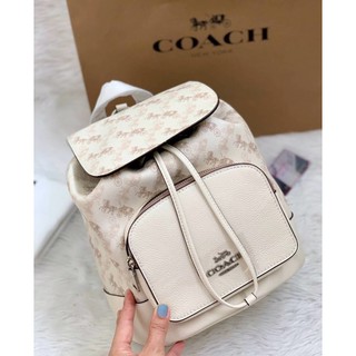 New arrival!! 🌈RARE ITEM!! Coach Jes Backpack with Horse and Carriage ((91110))