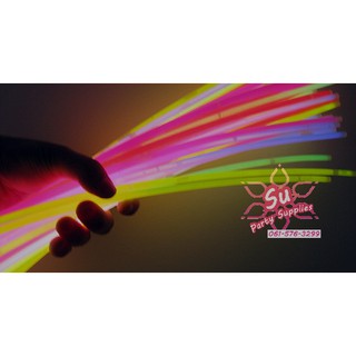 กำไลเรืองแสง/แท่งเรืองแสง 100 ชิ้น คละสี / Mix colored glowing stick 100 pc