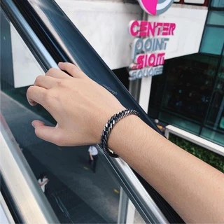🔥ข้อมือสแตนเลสรมดำขอบเหลี่ยม ตัวล็อคแบบนาฬิกา