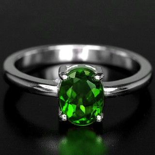 แหวนเงินแท้ 92.5 ฝังพลอยกรีนโครมไดออฟไซด์ Diopside น้ำหนัก 1.21 กะรัต สีเขียวสวยไฟดีค่ะ