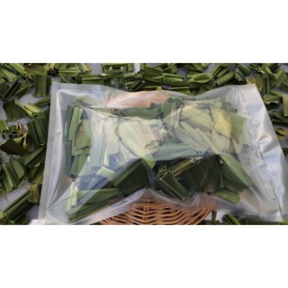 ใบเตยหอม อบแห้ง Dried Pandan Leaves ปลอดสาร แพค 20 กรัม(ขนาด ทดลอง)