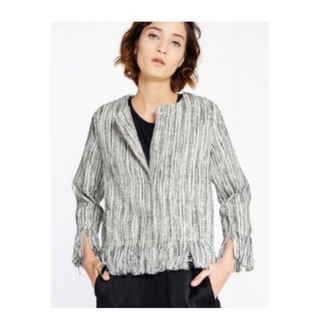 ของใหม่! เสื้อคลุม fringe hem jacket แบรนด์ pomelo