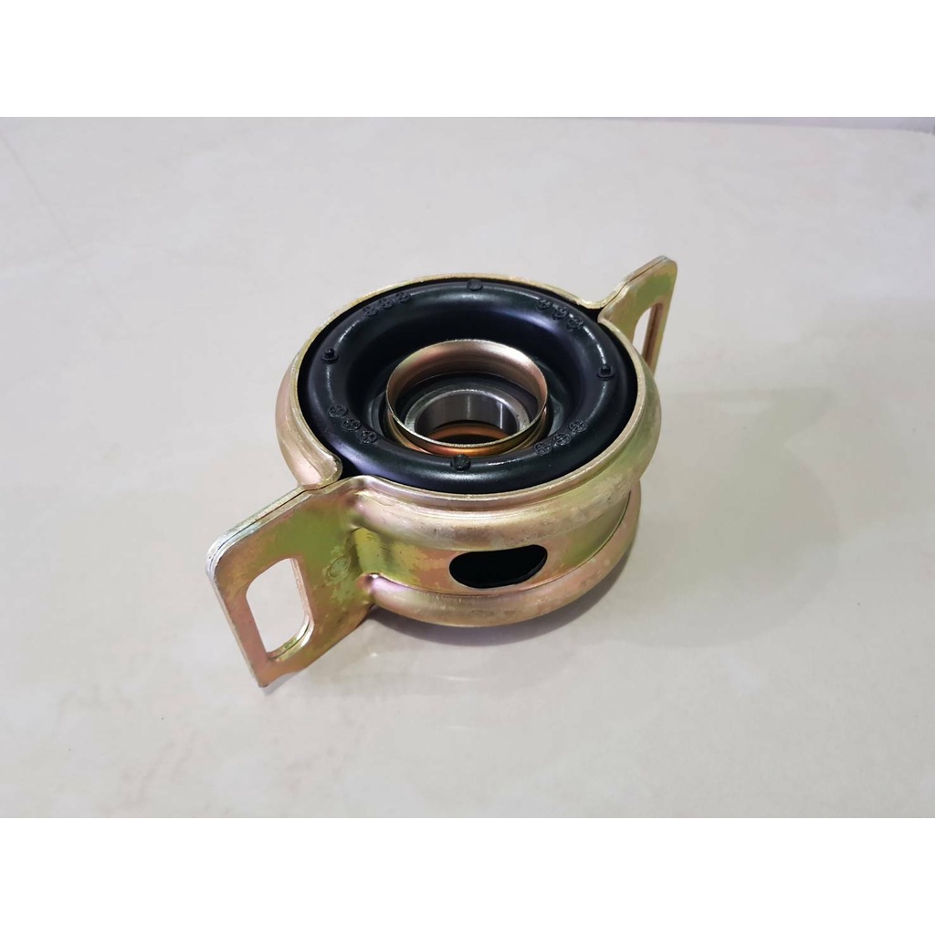 ยางเพลากลาง+ลูกปืน TOYOTA COMMUTER,KDH ไต้หวัน ชุดละ400บาท