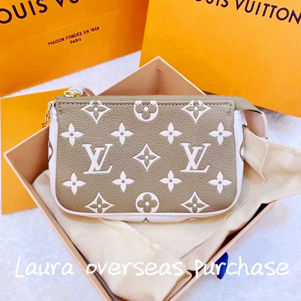 พรีออเดอร์ สินค้าใหม่ของแท้，Louis Vuitton，MINI POCHETTE ACCESSOIRES Clutch，handbag，LV