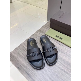 รองเท้า Valentino Original