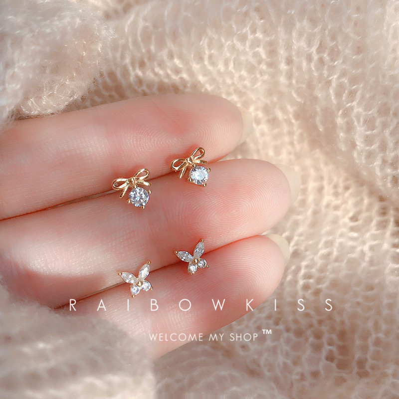 ต่างหูสตั๊ด เงินสเตอร์ลิง S925 รูปผีเสื้อ 14K ขนาดเล็ก เรียบง่าย เครื่องประดับ สําหรับผู้หญิง นักเรียน